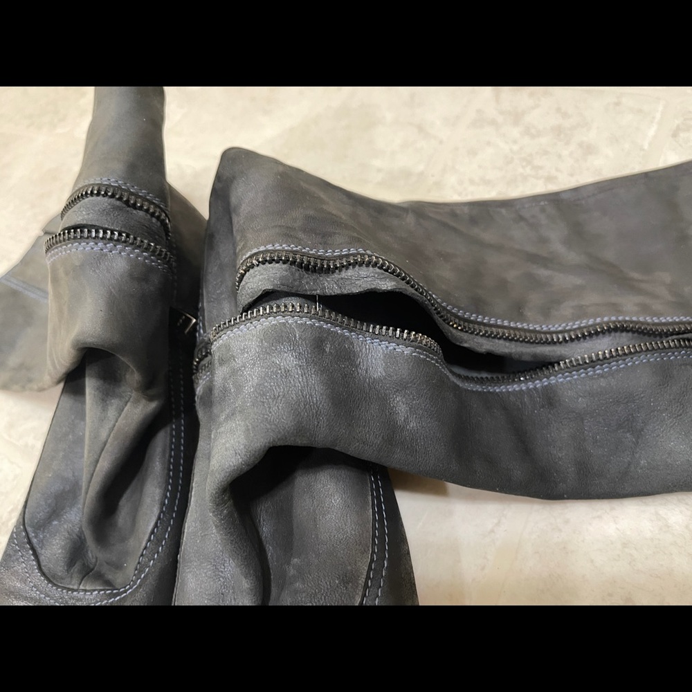 Blue Leather suede boots - Picture 9 of 10